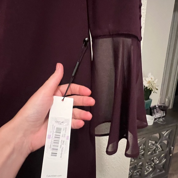 Calvin Klein Boat Neck Flare Sleeve w/buttons Dress - Picture 4 of 9